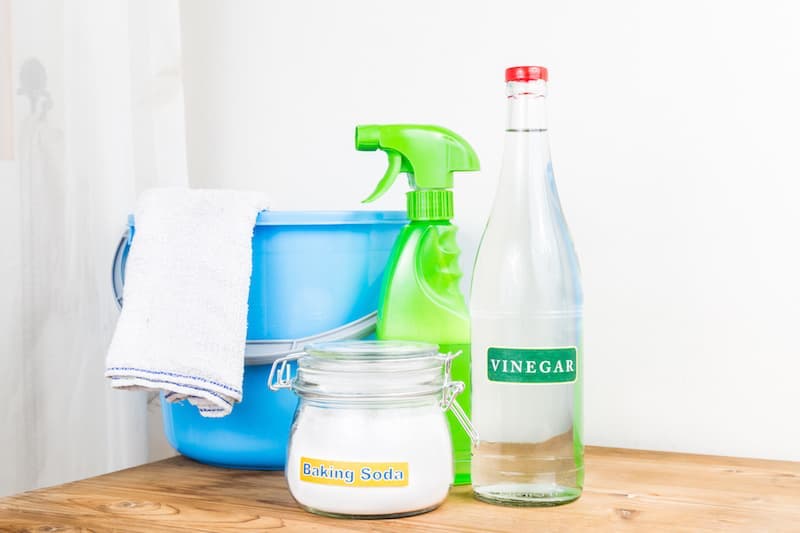 Baking Soda and Vinegar: The Ultimate Green Cleaner