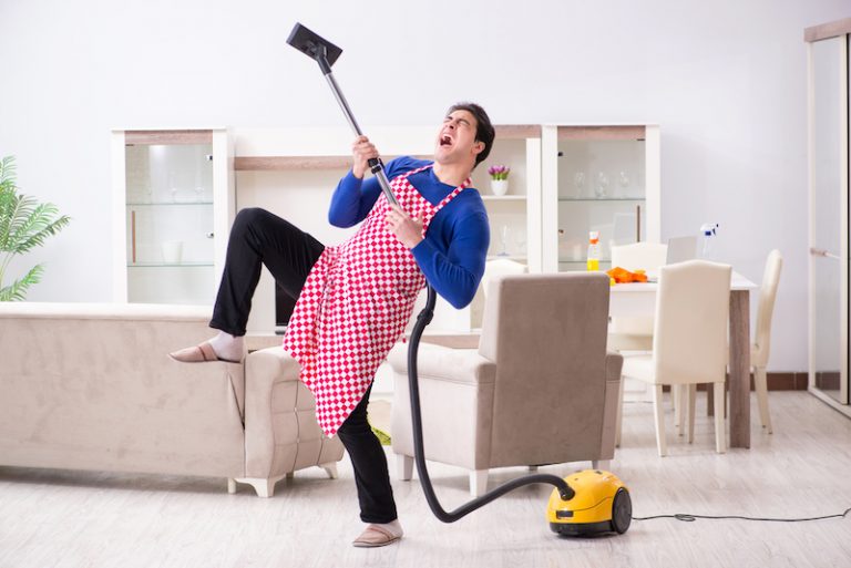 How to Get Mud out of Your Carpet House Cleaning Service